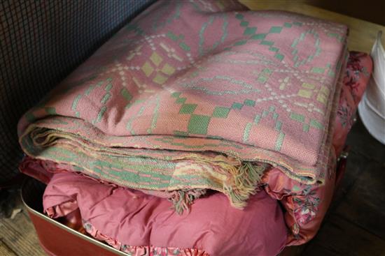 Woven patterned Welsh style blanket & printed eiderdown